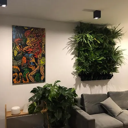 Warsaw-cozy-elegant Full Of Art * ורשה